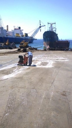 aliğa gemi sökümde beton kesimi & kırım